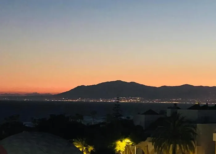 Apartmán In Beachfront With Pool Marbella